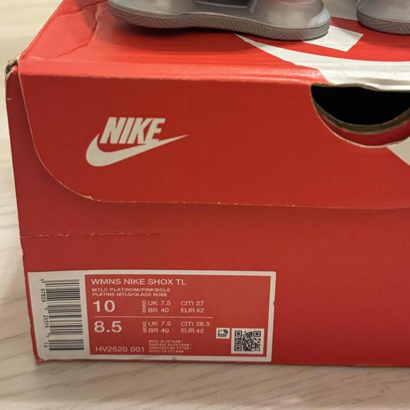 Nike Shot TL Sneaker Size 10 Women (HV2520-001) NEW - Picture 8 of 8